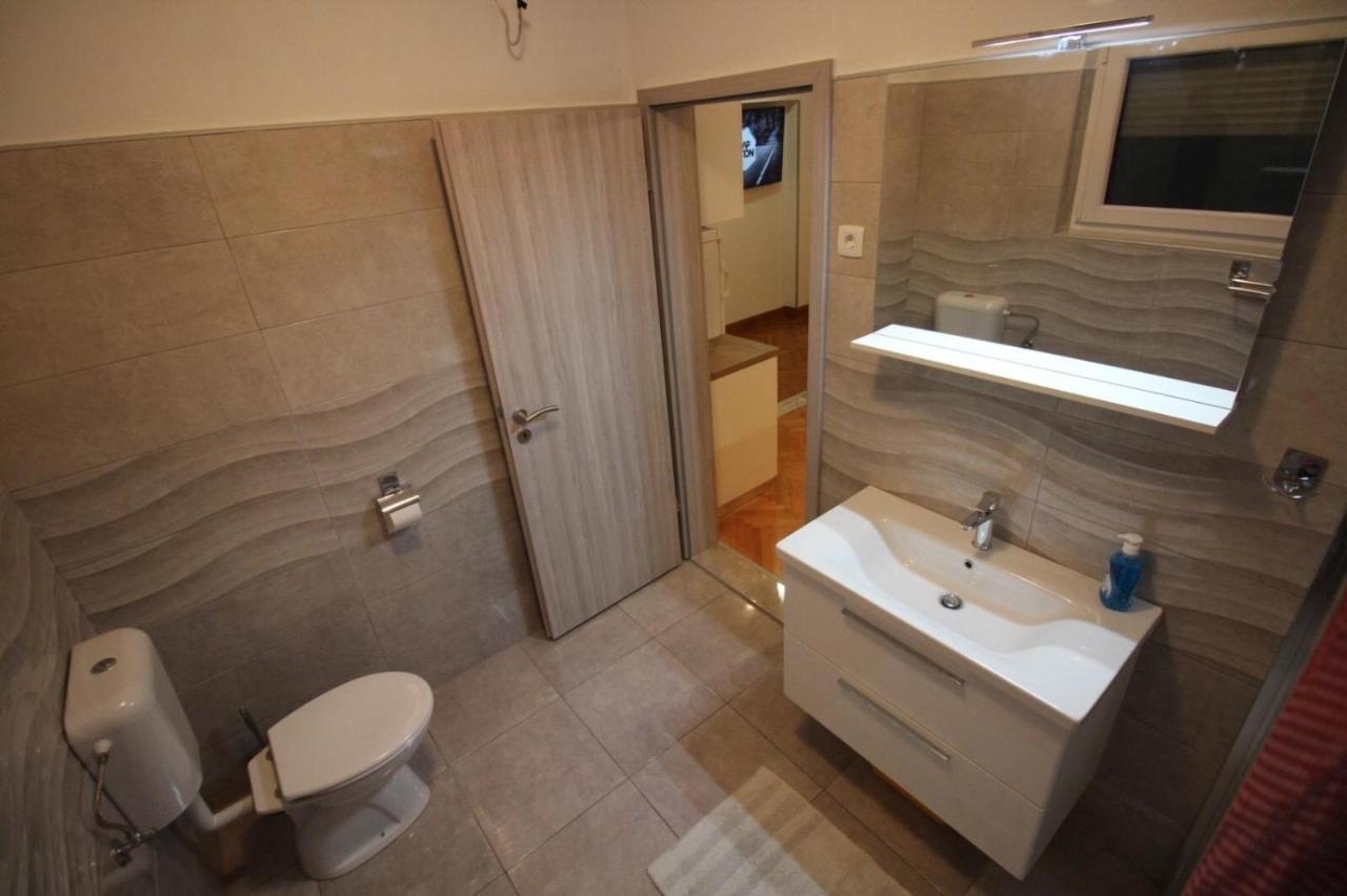 Apartment Zo-Na Повиле Екстериор снимка